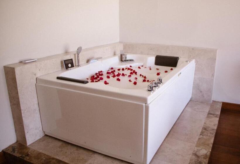 سوییت لوکس, Taypikala Deluxe Valle Sagrado