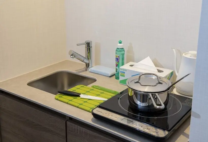 Standard-huone, Tokyu Stay Kyoto Sanjokarasuma
