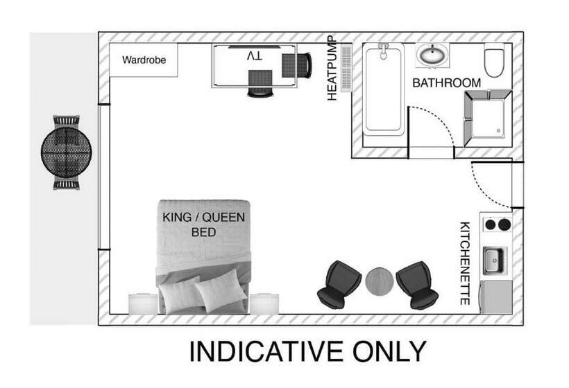 이그제큐티브 스튜디오, Coastal Ridge Apartments