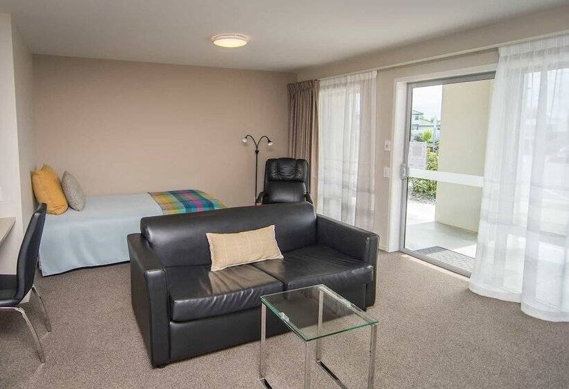 Апартаменты 1 Спальня, Coastal Ridge Apartments