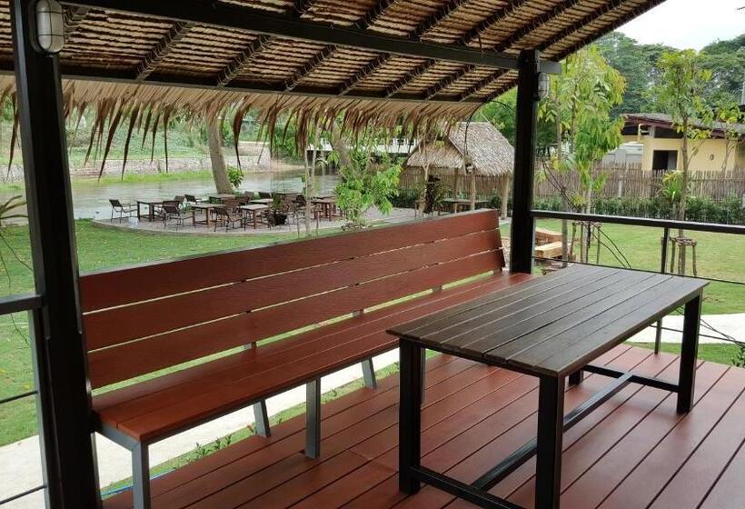 정원 전망 4인용 스탠다드 룸, Narinfah Resort