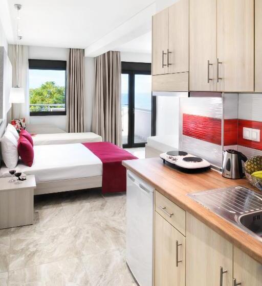 חדר סטודיו סטנדרד, Aphrodite Of Thassos