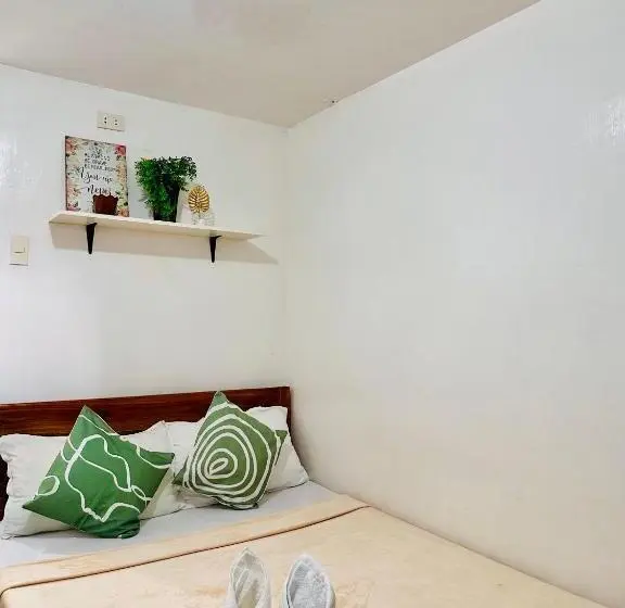 اتاق لوکس با تخت بزرگ, Amancio S Balai   Near The Airport, City Center!
