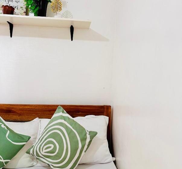 اتاق لوکس با تخت بزرگ, Amancio S Balai   Near The Airport, City Center!