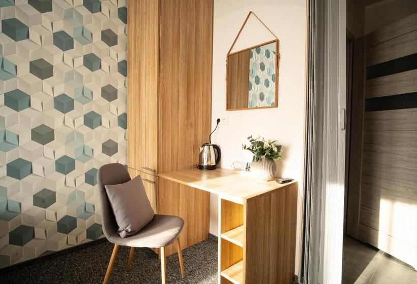 スタンダードルーム, Diament Ruda śląska