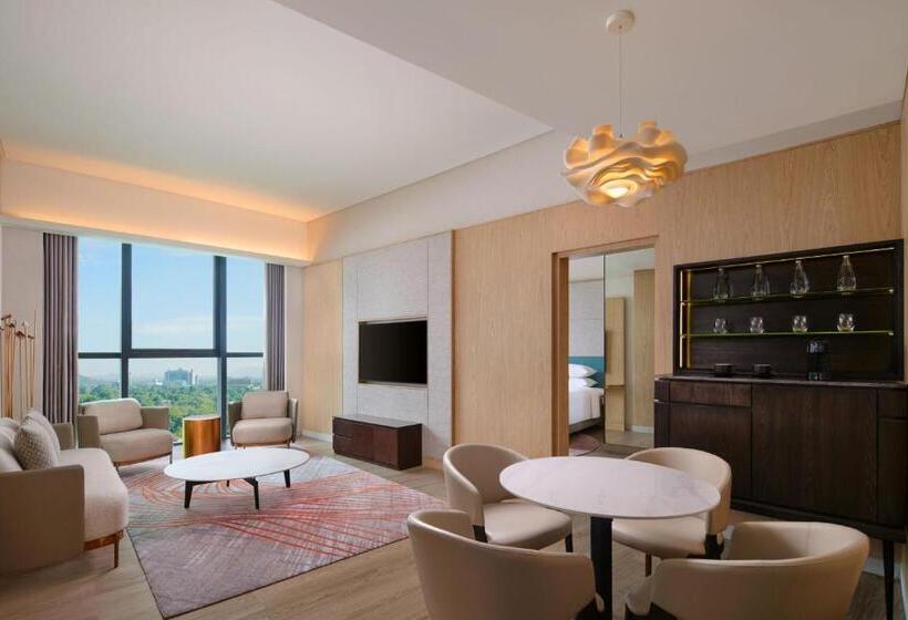 주니어 스위트 킹사이즈 침대, Sheraton Kuching