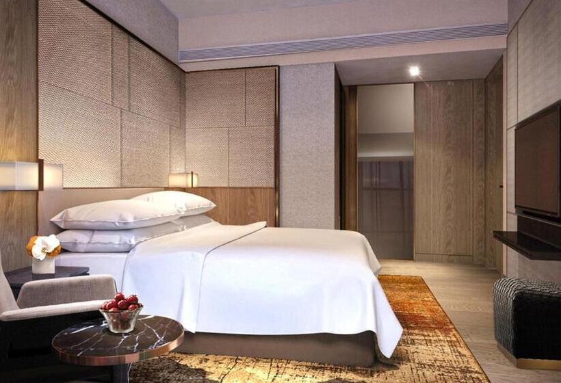 Люкс Executive Кровать Кинг, Sheraton Kuching