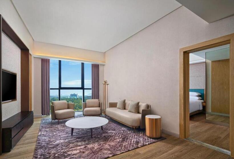 이그제큐티브 스위트 킹침대, Sheraton Kuching