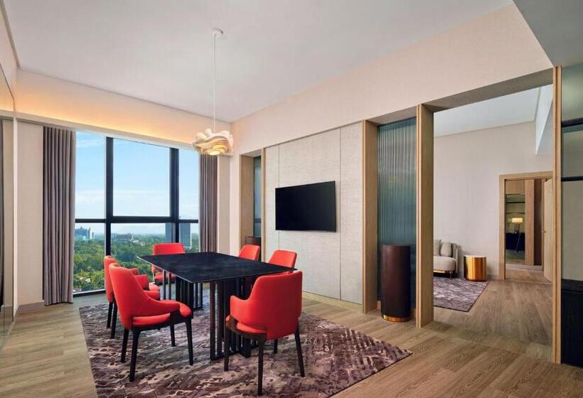 이그제큐티브 스위트 킹침대, Sheraton Kuching