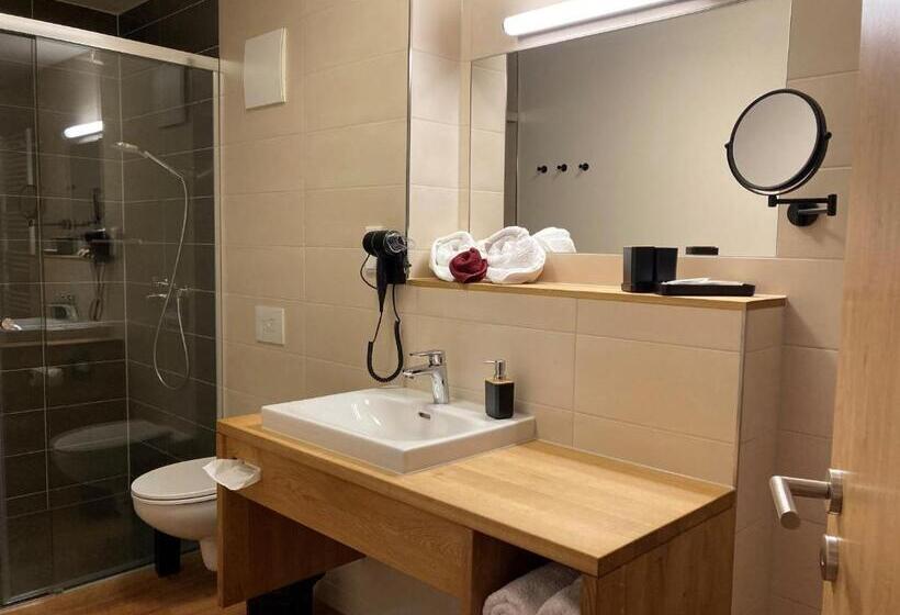 Номер Стандарт, Landgasthof Meja