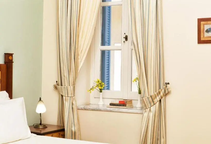 Chambre Standard, Egli