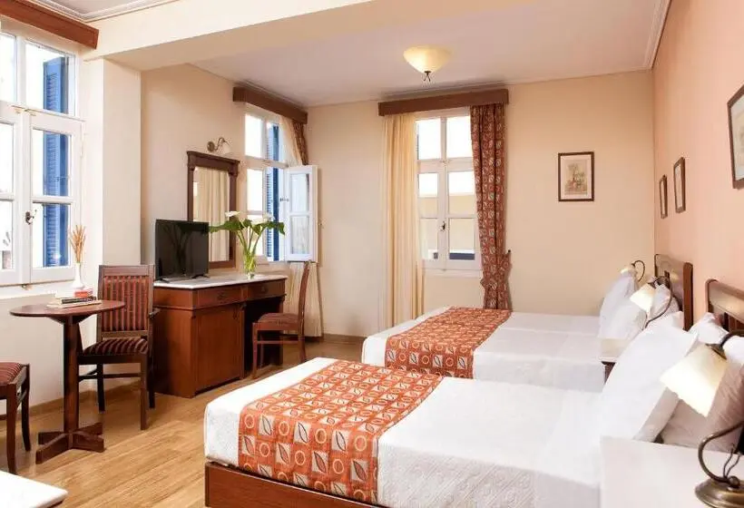 Chambre Triple Standard, Egli
