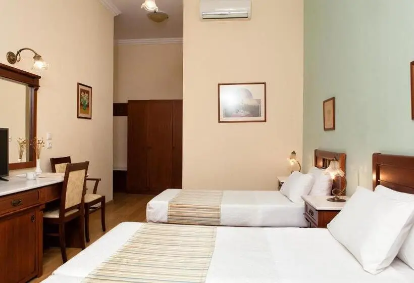 Chambre Triple Standard, Egli