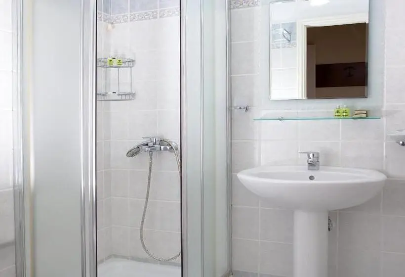Chambre Triple Standard, Egli