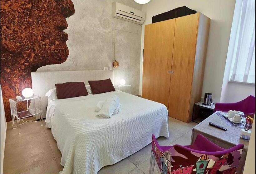 اتاق استاندارد, Artistic Charming House