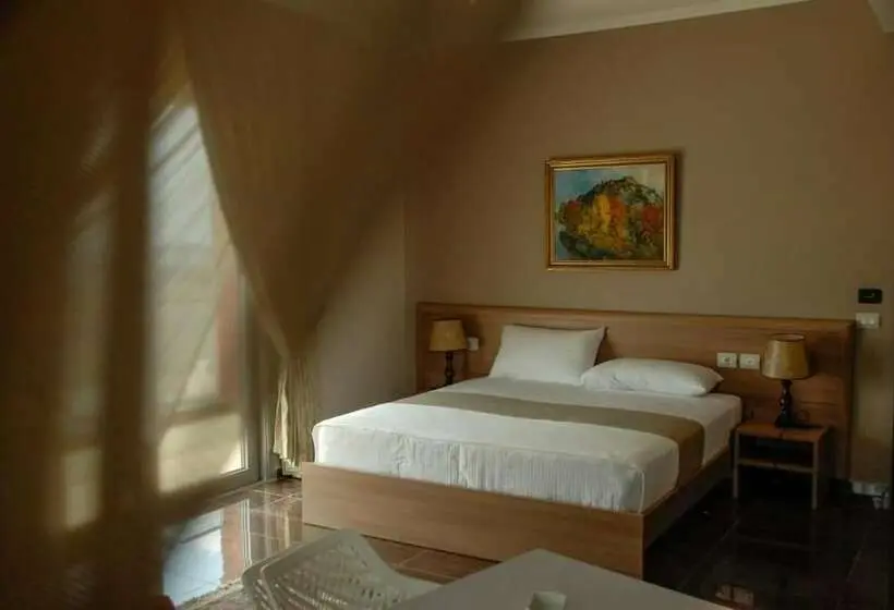 Habitació Comfort, Fishta