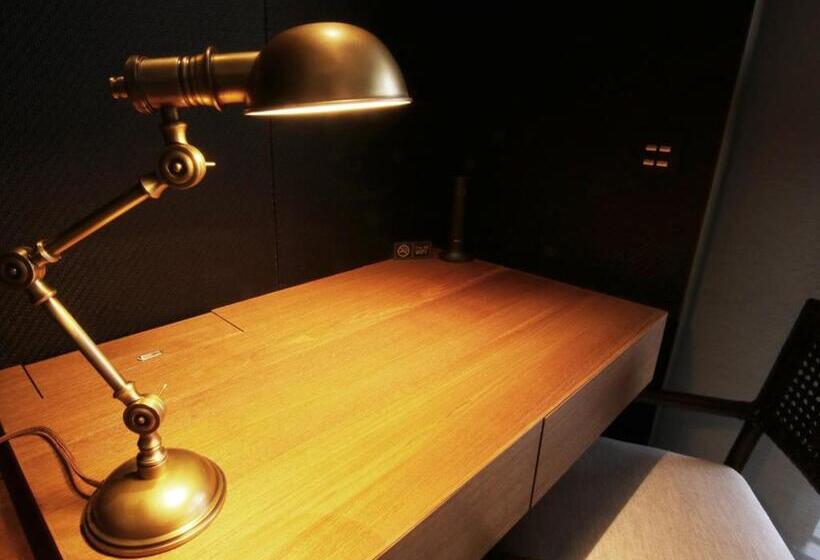 Quarto Triplo Standart, H2o