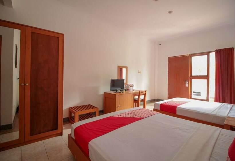 デラックスルーム, Reddoorz Plus At Hotel Sofia Pangandaran