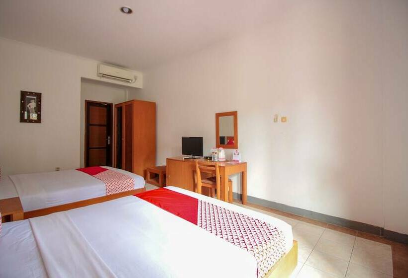 デラックスルーム, Reddoorz Plus At Hotel Sofia Pangandaran