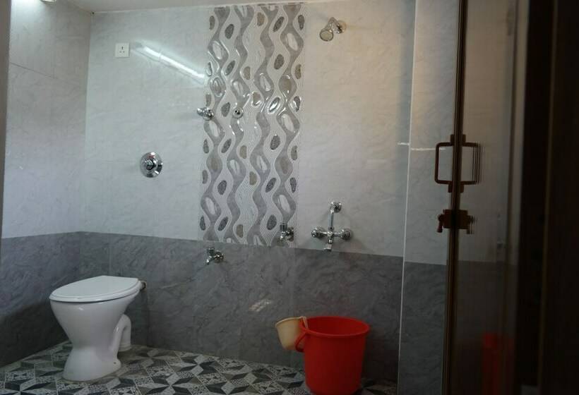 Standard Room, Sakthi Guest House