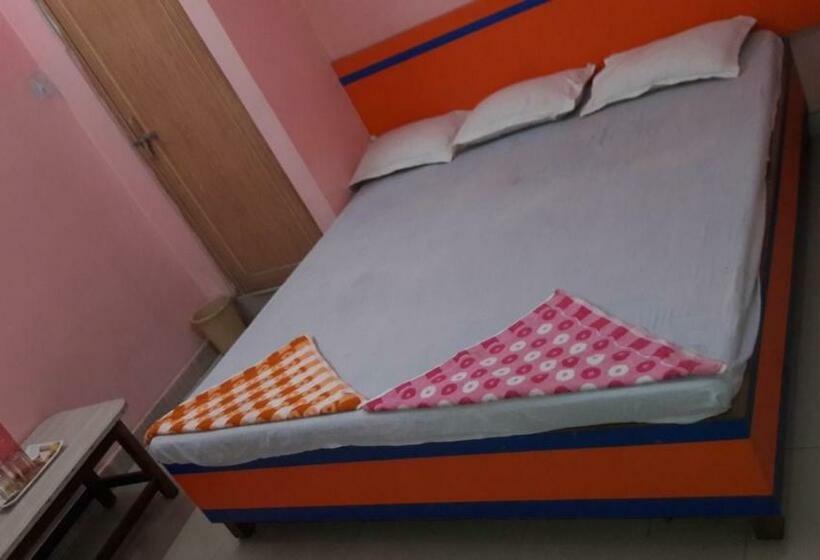 Chambre Deluxe, Utsav & Marriage Hall