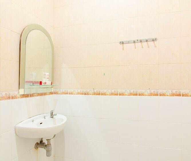 デラックススイート, Reddoorz Plus At Hotel Sofia Pangandaran