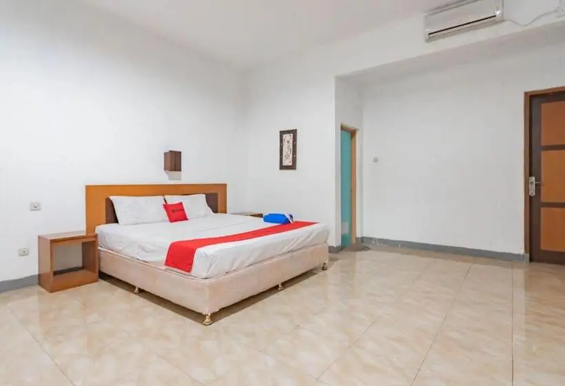 Deluxe Zimmer, Reddoorz Plus At Hotel Sofia Pangandaran