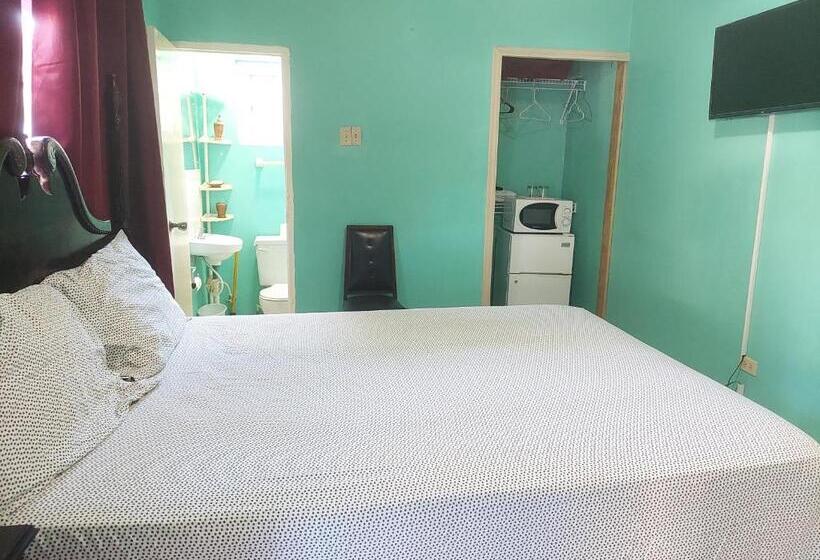 اتاق لوکس, Dancehall Hostel