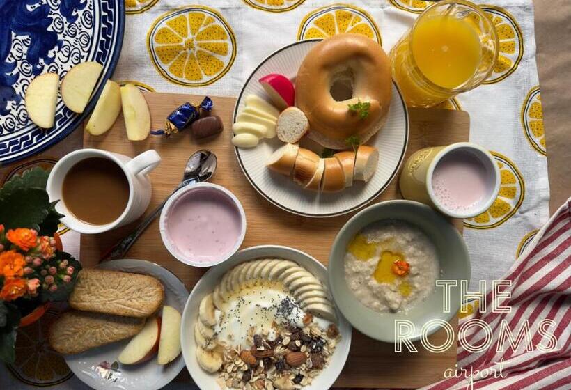 Трехместный Номер Стандарт Совместная Ванная, The Rooms Airport   20rooms