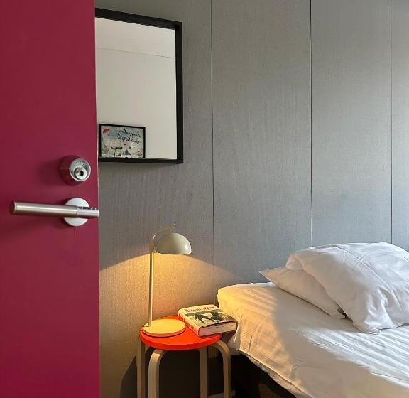 Трехместный Номер Стандарт Совместная Ванная, The Rooms Airport   20rooms