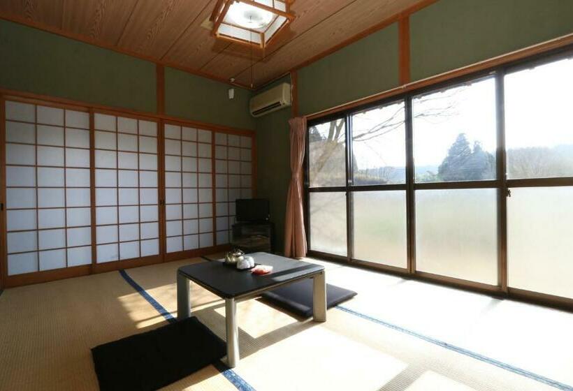 Номер Стандарт, Minshuku Shiroyama