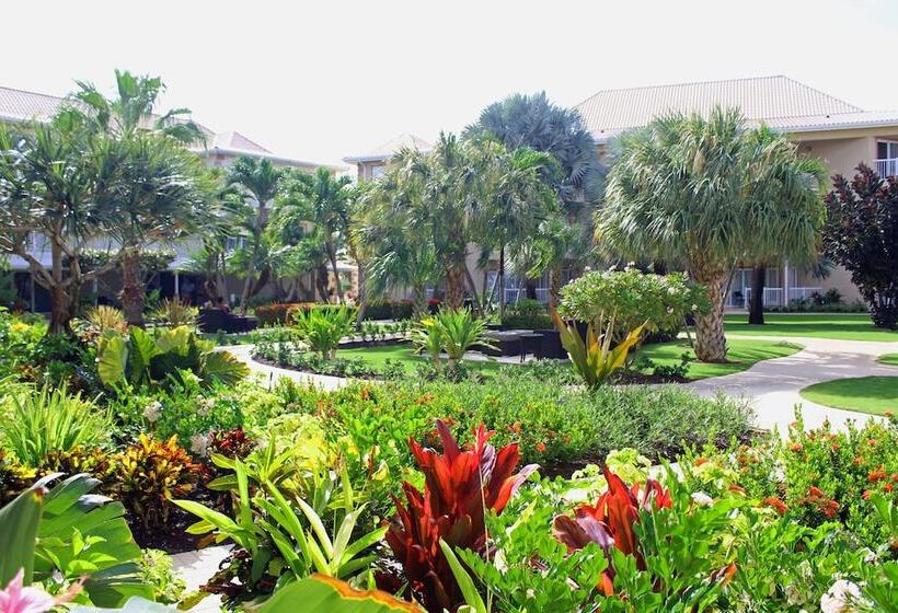 سوئیت با تخت بزرگ, The Grand Caymanian Resort