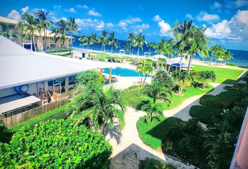 سوئیت با تخت بزرگ, The Grand Caymanian Resort