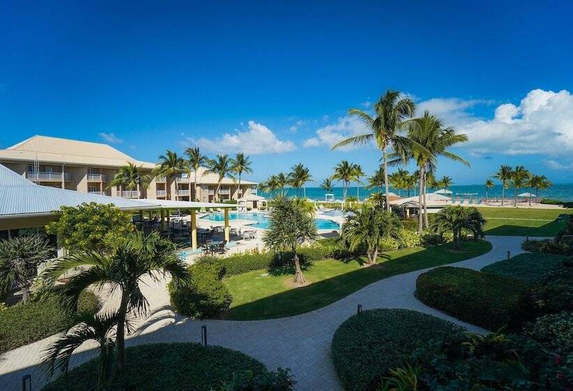 سوئیت با تخت بزرگ, The Grand Caymanian Resort