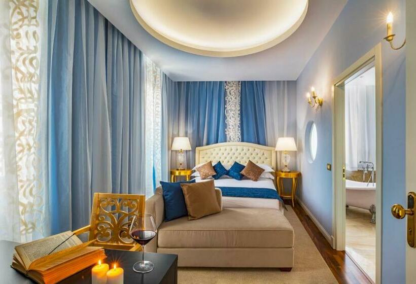 جناح جونيور, Grand Hotel Salsomaggiore