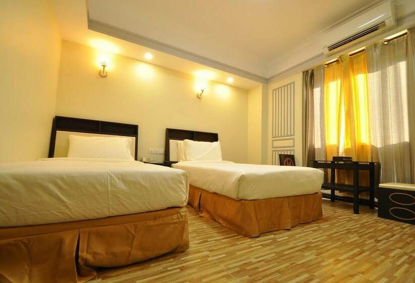 Deluxe Room, Heaven Yangon