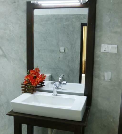 标准间, Jungle Villa