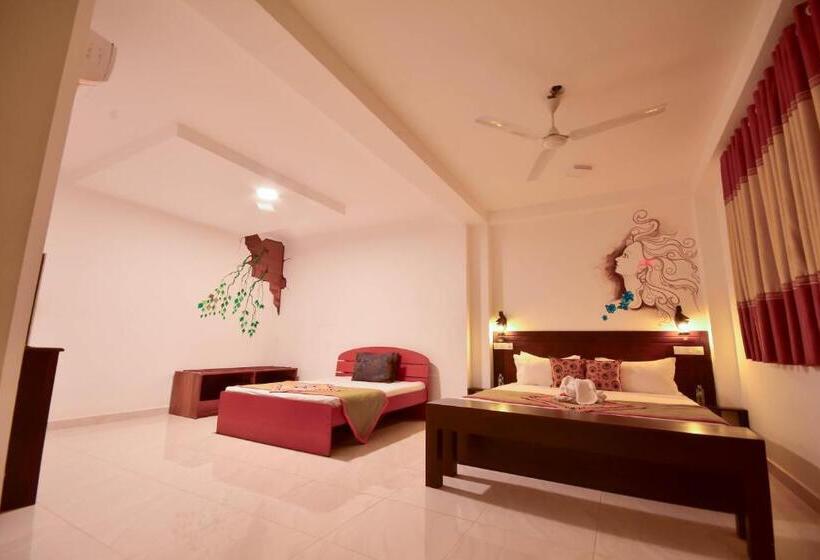 家庭间, Jungle Villa