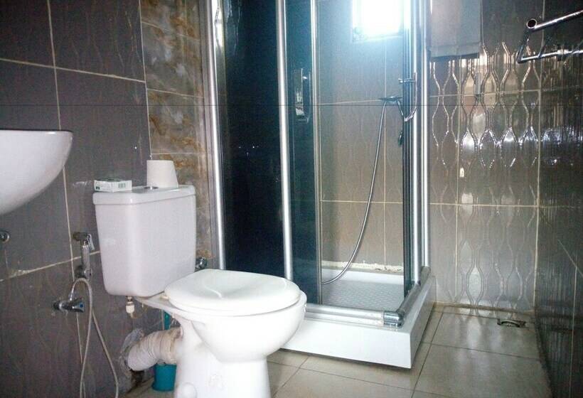 اتاق لوکس, Orchard