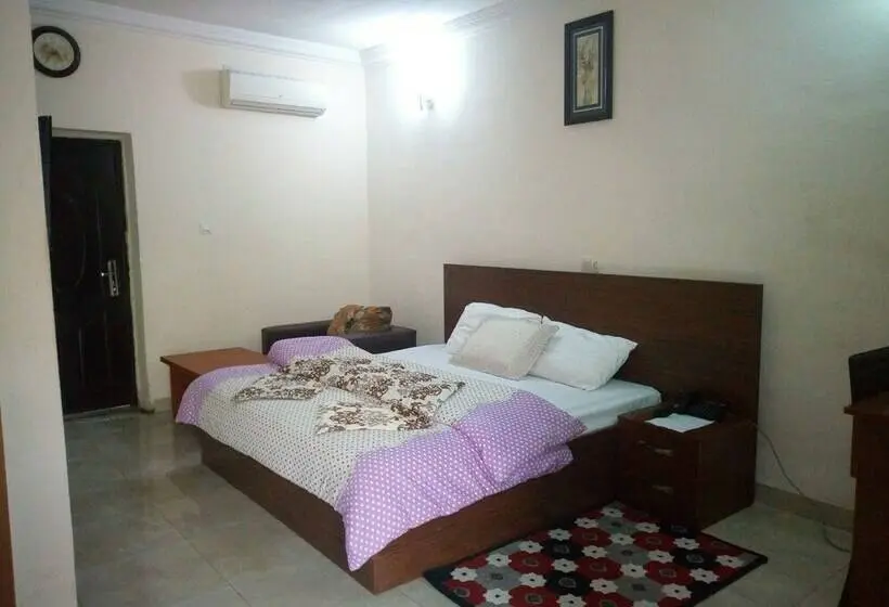 اتاق لوکس, Orchard