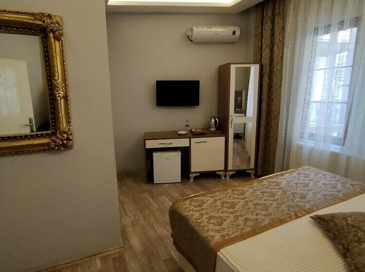 اتاق استاندارد, Sehri̇ Zade Yalisi