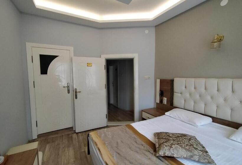 اتاق استاندارد, Sehri̇ Zade Yalisi