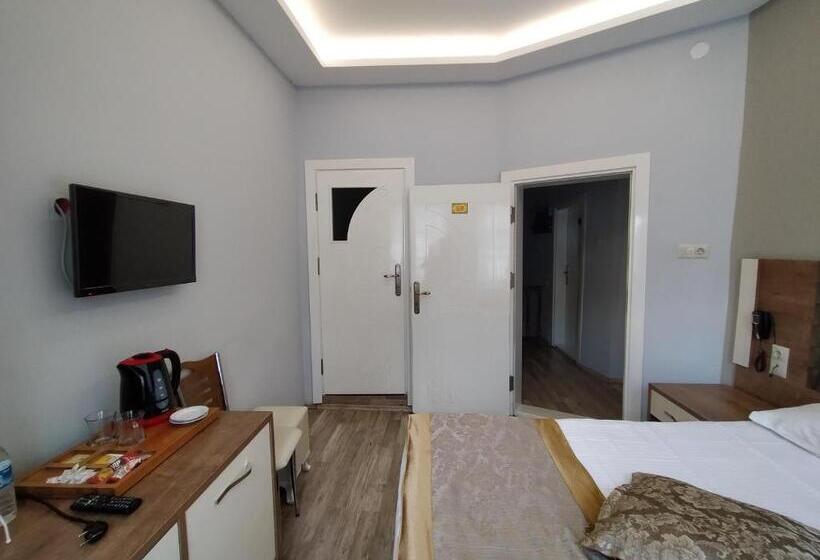 اتاق استاندارد, Sehri̇ Zade Yalisi