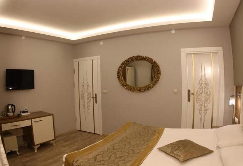 اتاق لوکس با بالکن, Sehri̇ Zade Yalisi