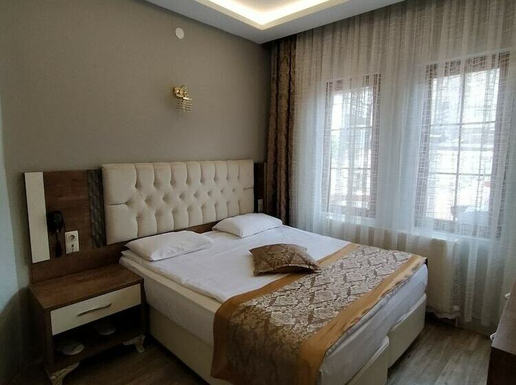 اتاق استاندارد, Sehri̇ Zade Yalisi