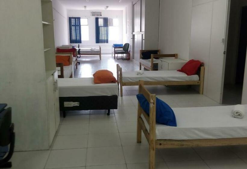 سرير فى غرفة مشتركه, Mangue Oranje Hostel