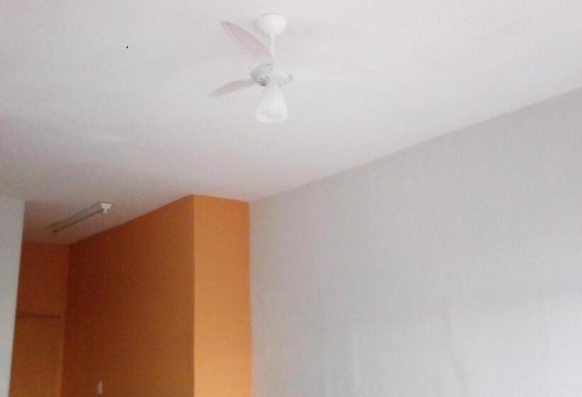 חדר סטנדרט לשלושה, Mangue Oranje Hostel