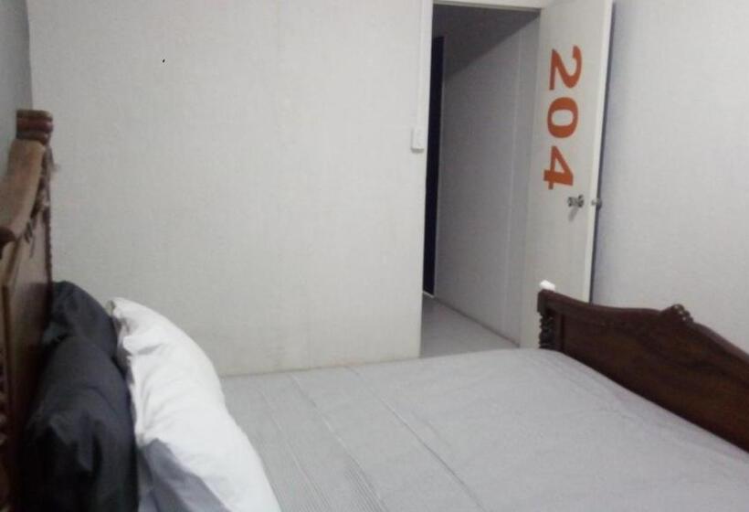 חדר סטנדרט לשלושה, Mangue Oranje Hostel