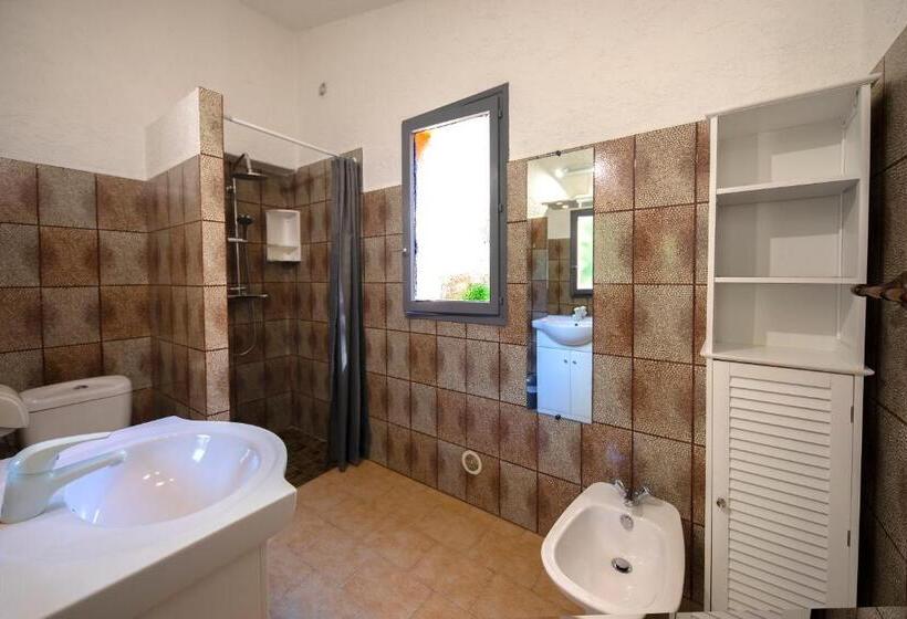 Casă 2 Dormitoare, Residence U Latonu