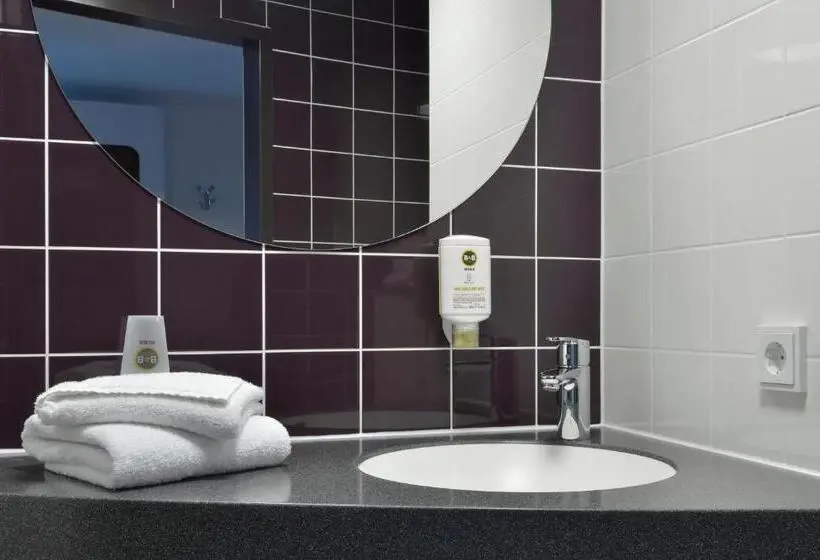 スタンダードトリプルルーム, B&b Hotel Lüneburg